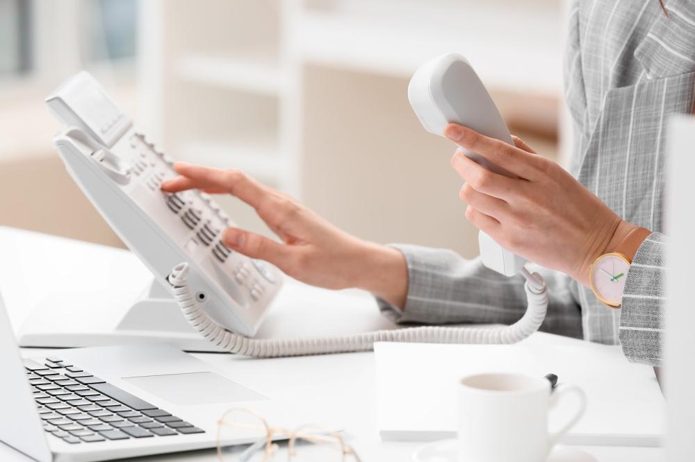 Téléphone blanc