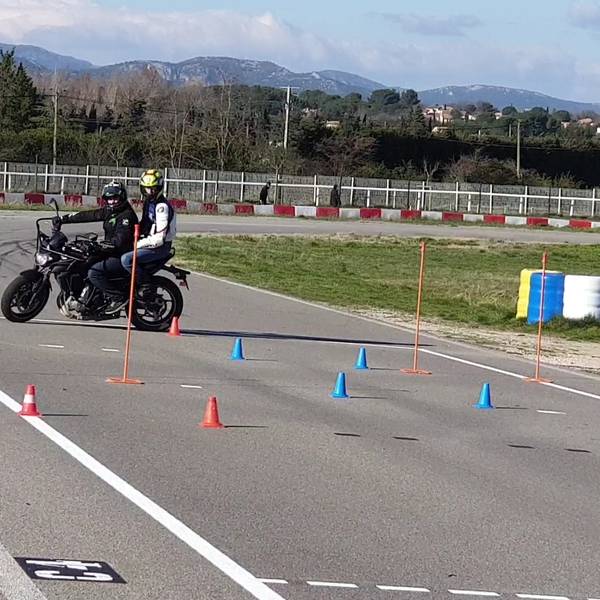 Réalisation plateau moto